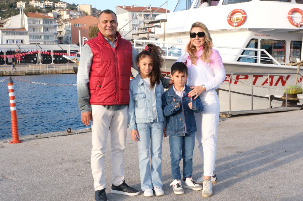 Şahterm Grup Çalışanlarına Cumhuriyet'in 100. Yılında Büyükada turu düzenledi