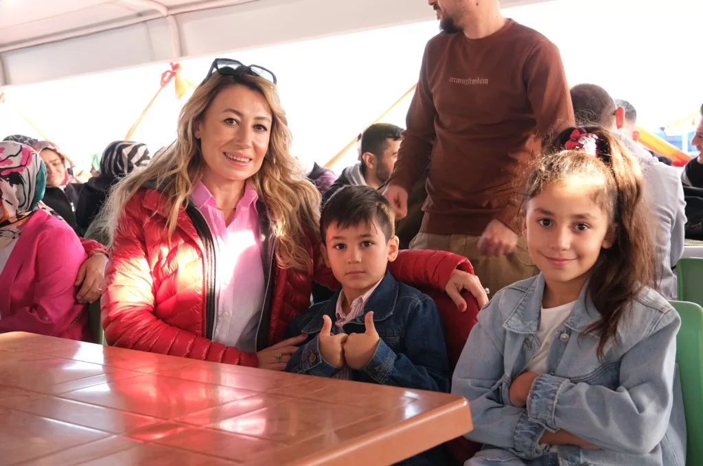 Şahterm Grup Çalışanlarına Cumhuriyet'in 100. Yılında Büyükada turu düzenledi