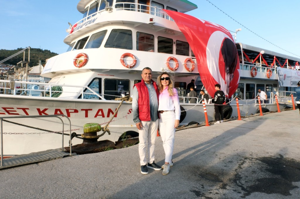 Şahterm Grup Çalışanlarına Cumhuriyet'in 100. Yılında Büyükada turu düzenledi