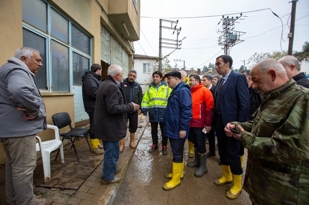 Bursa'da selin yaraları sarılıyor