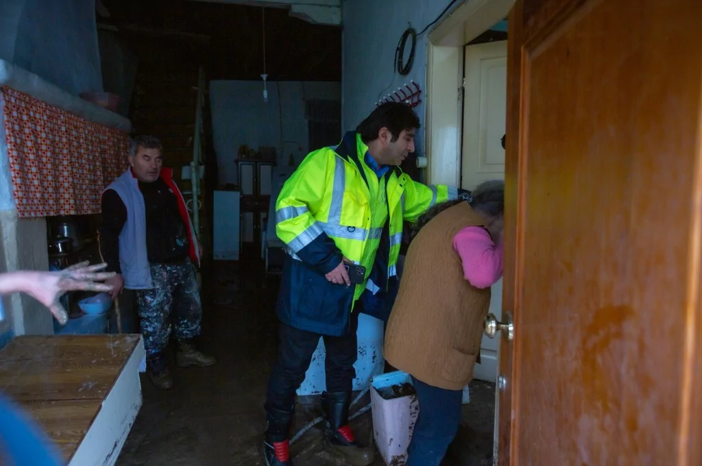 Bursa'da selin yaraları sarılıyor