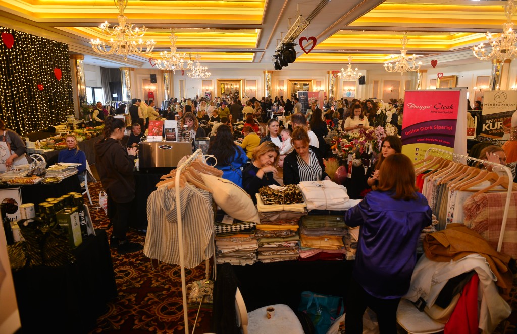 YASAV'dan anlamlı şenlik