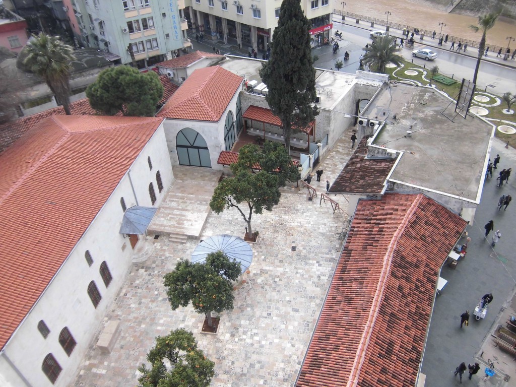Antakya Ulu Cami'de enkaz kaldırıldı