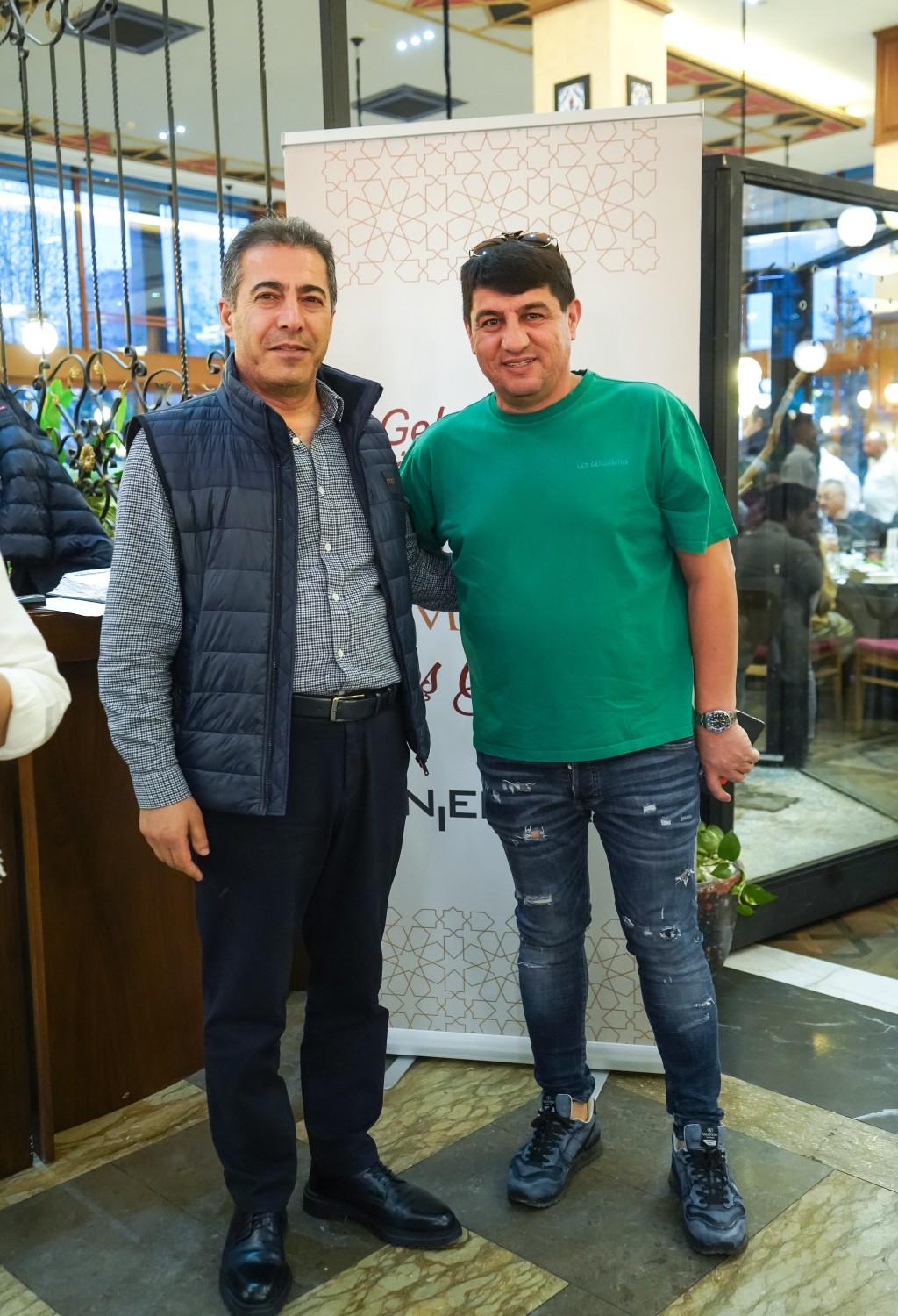 Öner Yapı ailesi düzenlediği geleneksel iftar yemeğinde Bursa iş dünyasını buluşturdu.