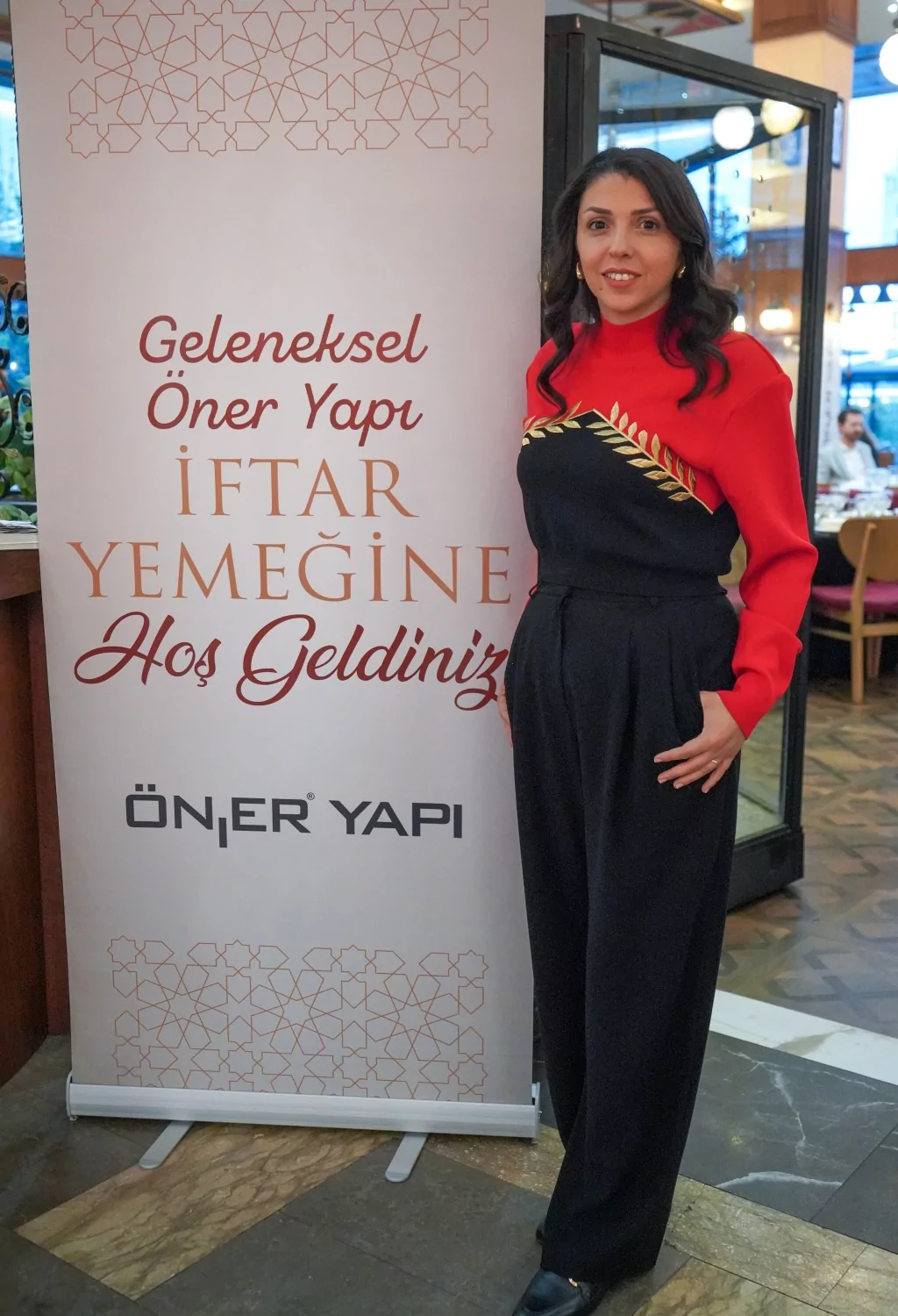 Öner Yapı ailesi düzenlediği geleneksel iftar yemeğinde Bursa iş dünyasını buluşturdu.