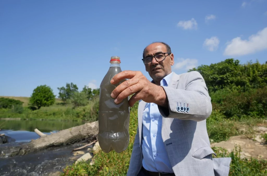 Bursa'da 30 yılın bitmeyen çilesi...Balıklar ölüyor, Nilüfer Çayı zehir akıyor