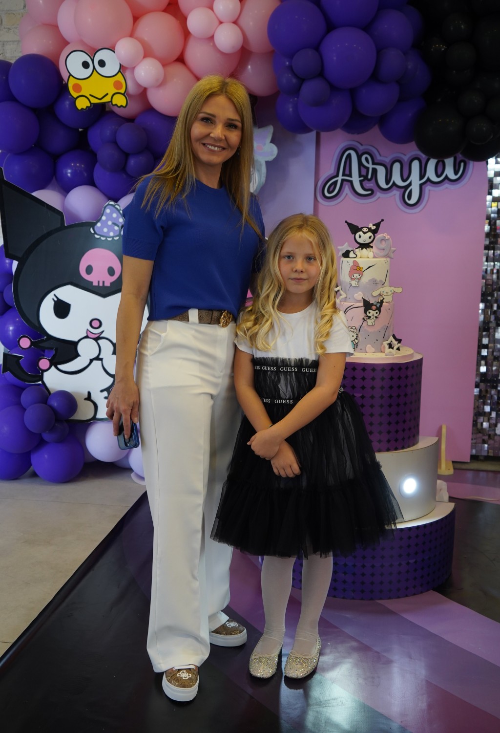 Arya ve Acar kardeşler yeni yaşlarında gönüllerince eğlendiler