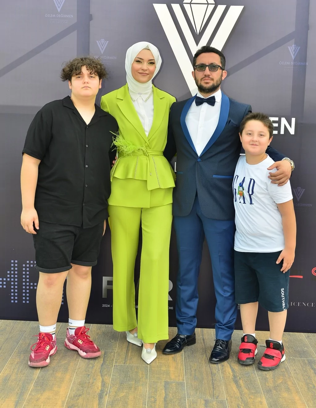 Özlem Değirmen'den  görkemli lansman