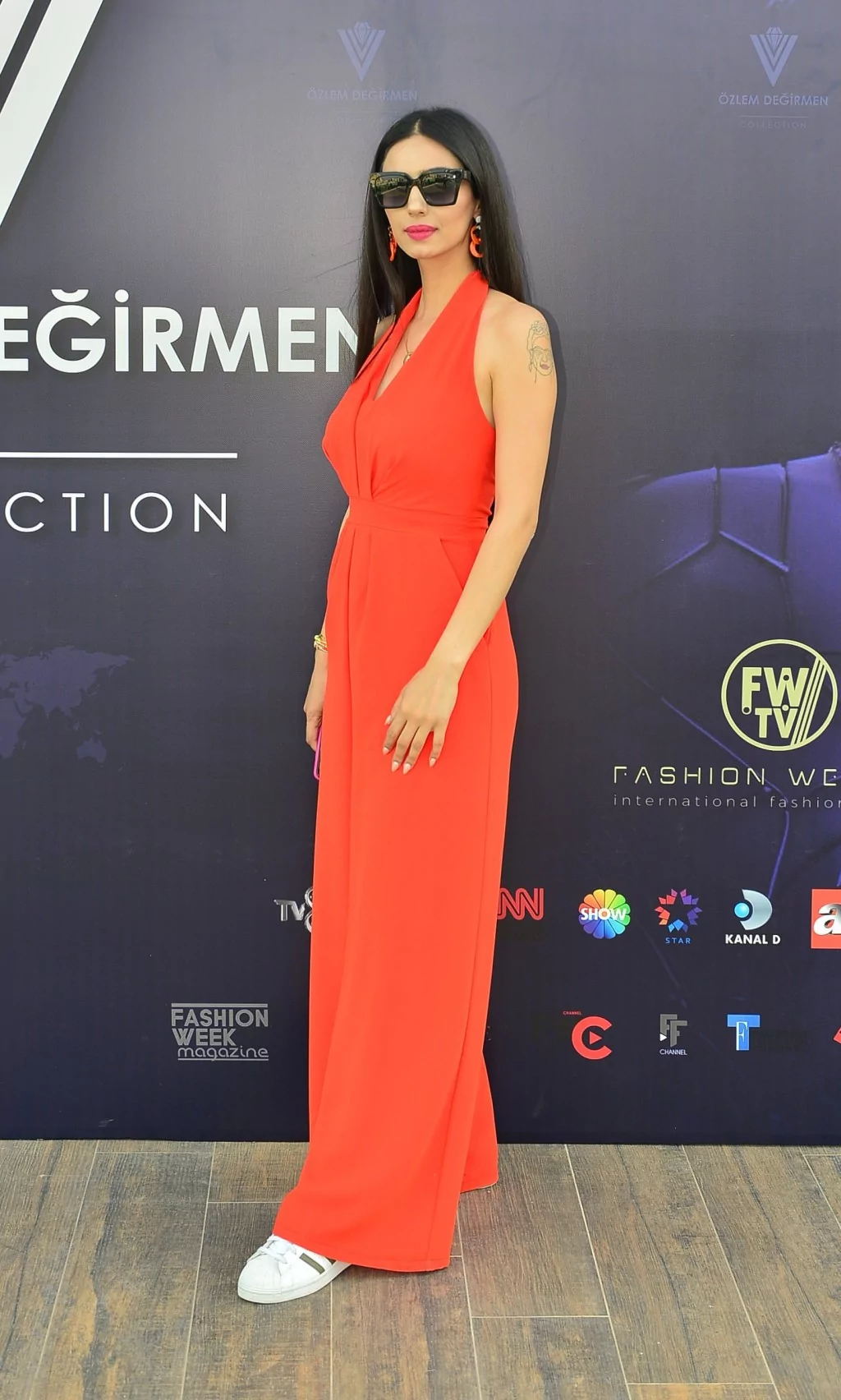 Özlem Değirmen'den  görkemli lansman