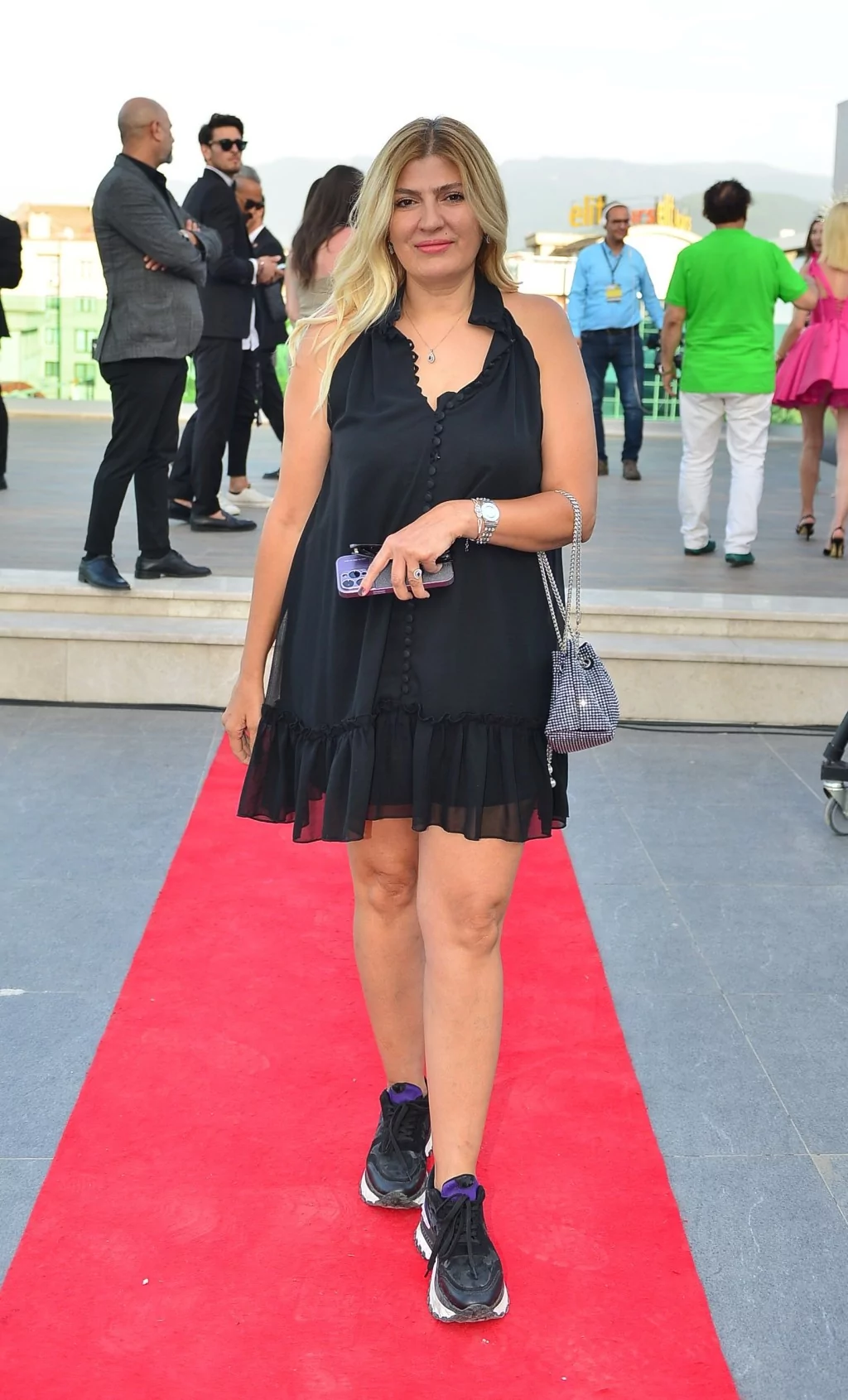 Özlem Değirmen'den  görkemli lansman