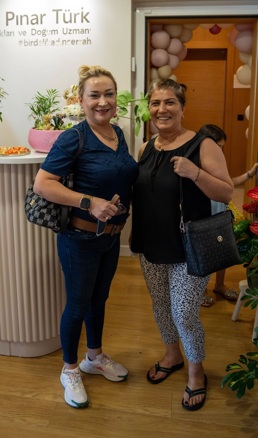 Op. Dr. Pınar Türk'ten şık davet