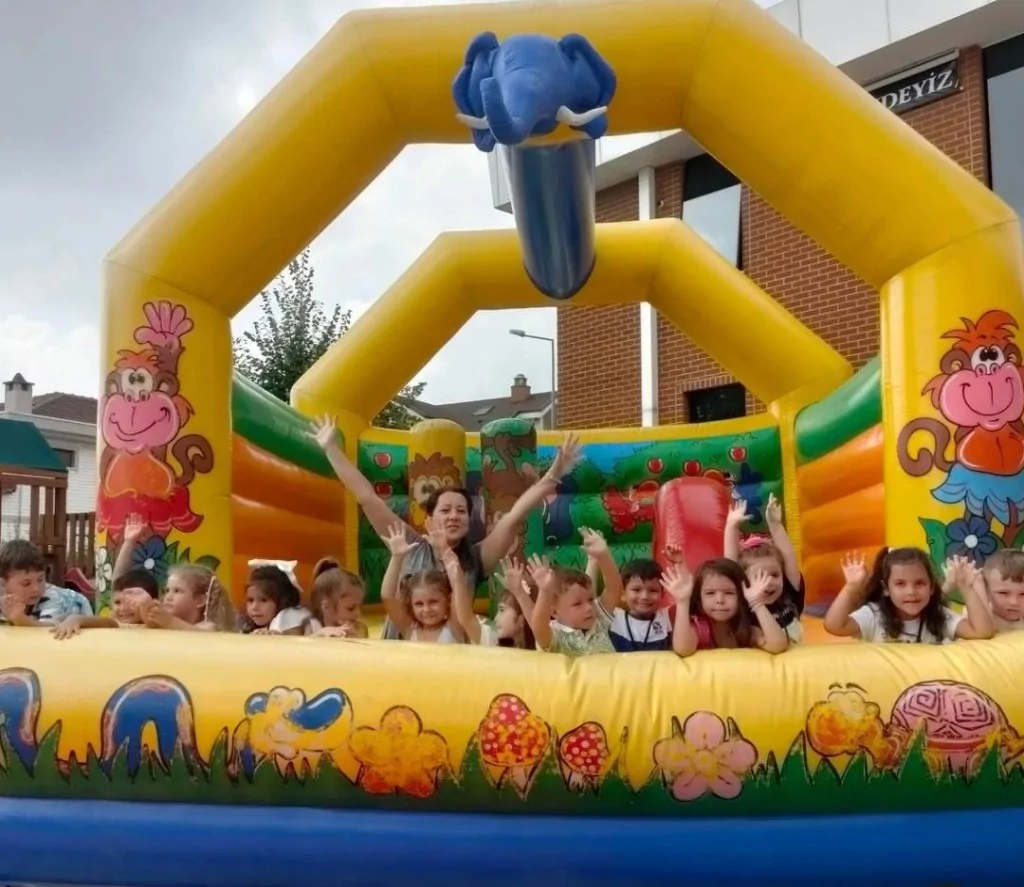 Egeberk'te ders zili çaldı...