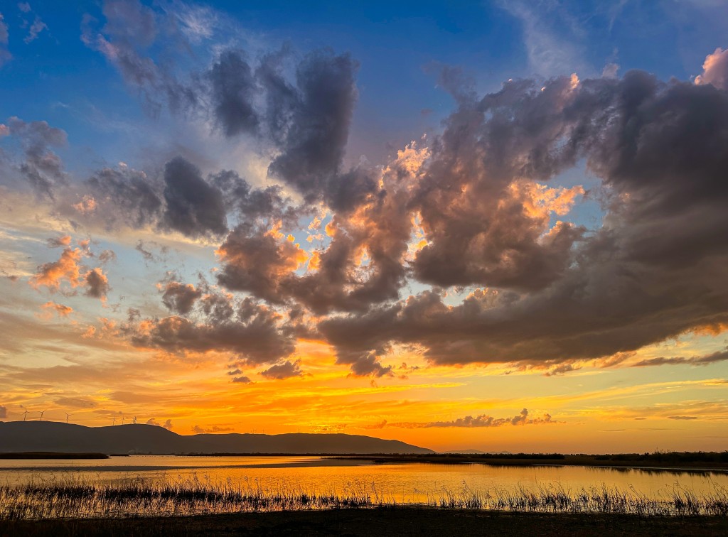 Bursa semalarında bulutlardan görsel şölen