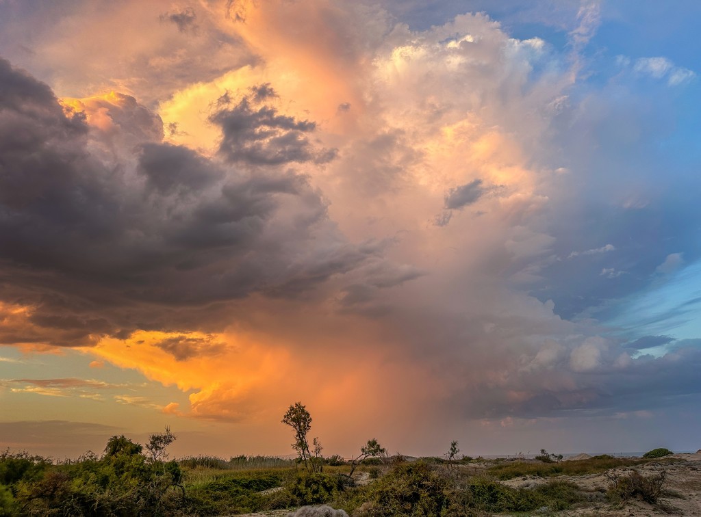 Bursa semalarında bulutlardan görsel şölen