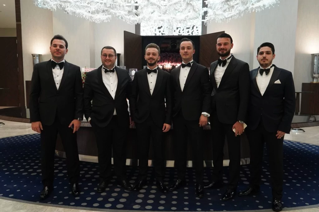 Karabulut ailesi'nin mutlu günü