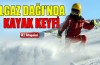 Ilgaz’da kayak keyfi sürüyor