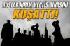Ruslar Kırım Meclis binasını kuşattı