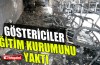 Göstericiler eğitim kurumunu yaktı
