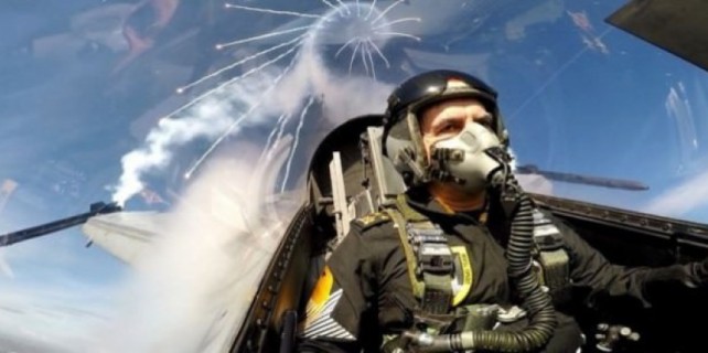 Solotürk kokpitinde bir ilk!