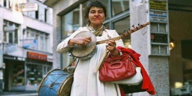 Bursa sokaklarında ilginç bir hayatı....