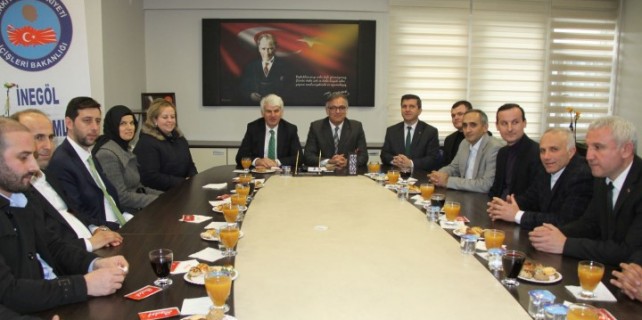 “76 milyonun önüne hedef koyan bir siyasi hareketiz”