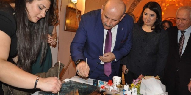 Bursa Olgunlaşma Enstitüsü’nden ebru sergisi