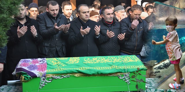 4 yaşında kansere yenik düştü!