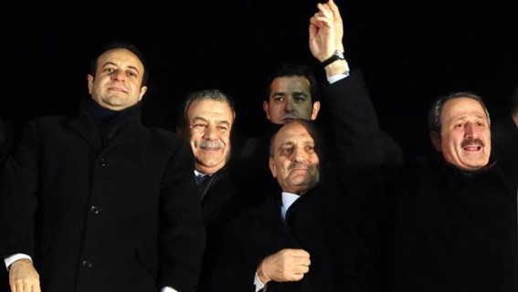 Kulislerde konuşulan 3 senaryo!