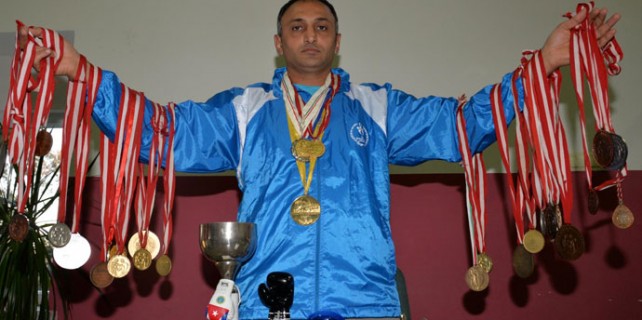 Milli boksörün yürek burkan hikayesi! İşsiz kalınca...