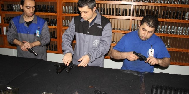 Türk polisine yerli silah!