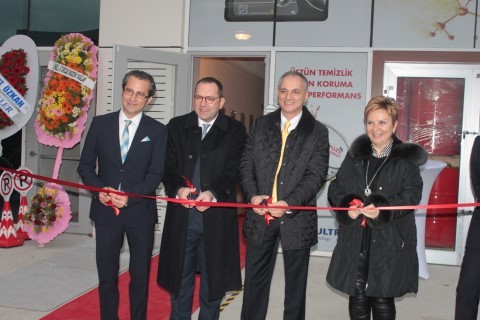 Shell distribütörü OMF Bursa'da yeni merkezini açtı