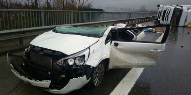 Üzerine devrilince bu hale geldi!