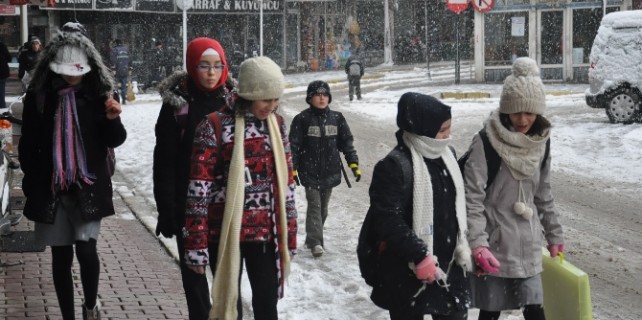 Bu ilde okullar tatil!