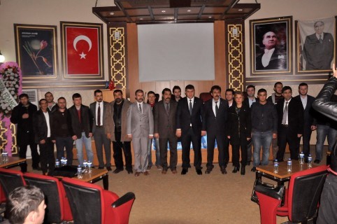 Şinasi Akan güven tazeledi