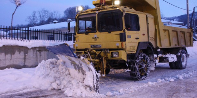 Bursa'da 25 köy yolu kapandı!