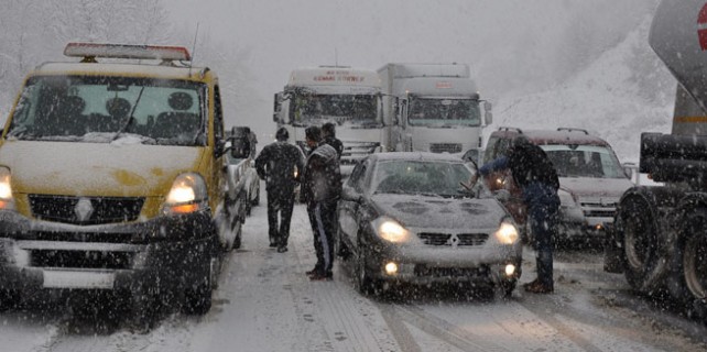 Kar Bursa'yı felç etti!