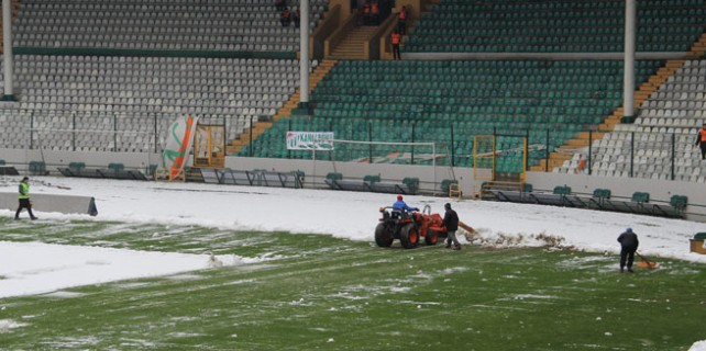 Maça sayılı saatler kala stadyumda son durum!