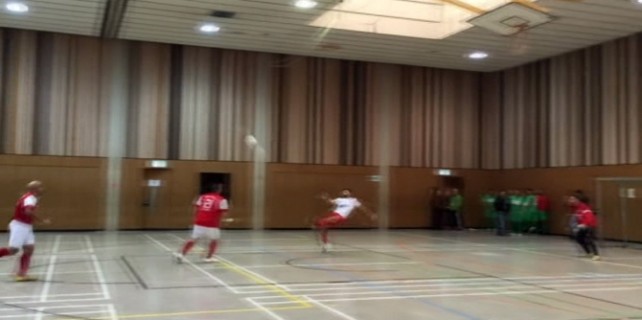 Türk futbolcunun golü dünyayı salladı