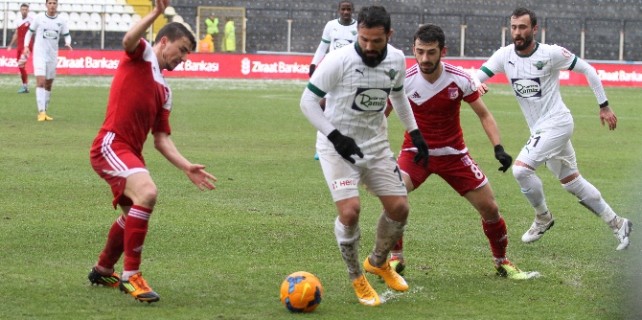 Akhisar’ın düşüşü sürüyor