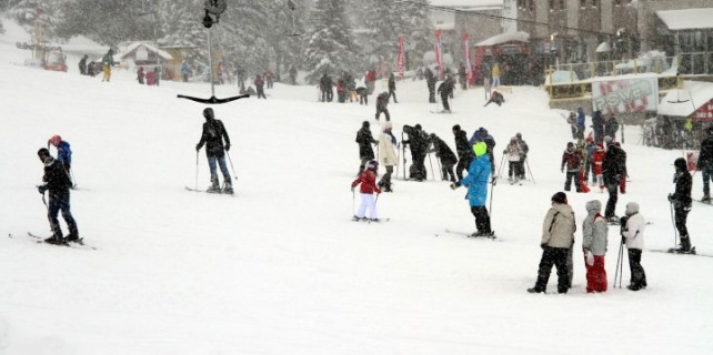 Uludağ yılbaşında turistlerin akınına uğradı