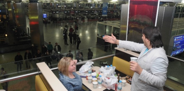 Rus turist alkolü fazla kaçırınca...