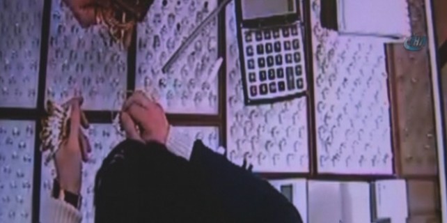 Kadınlar kuyumcudan bileziği böyle çaldı!