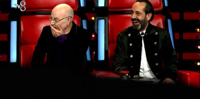 Hadise söyledi, jürinin ağzı açık kaldı