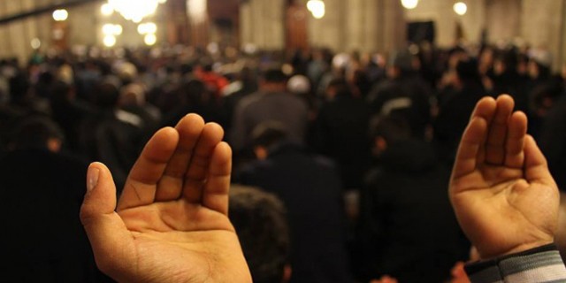 Mevlid Kandili'nde camiler doldu taştı