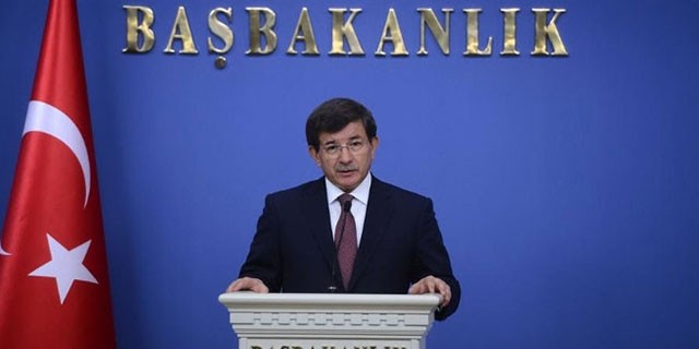Davutoğlu CHP'yi topa tuttu