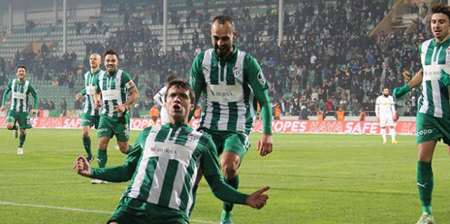 Bursaspor yabancılarla güldü