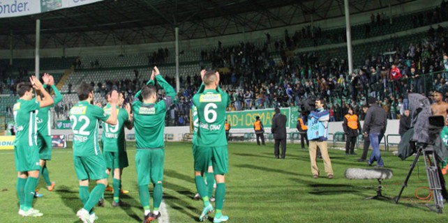 Bursaspor'da galibiyet sevinci