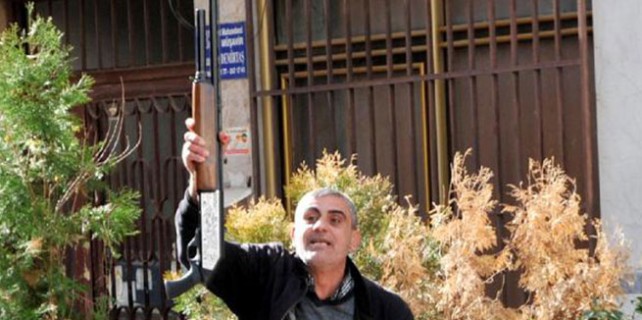 Pompalı tüfekle dehşet saçtı