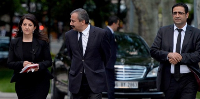 İmralı heyeti ölümden döndü!