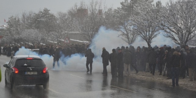 Anayasa Mahkemesi’nin önü karıştı